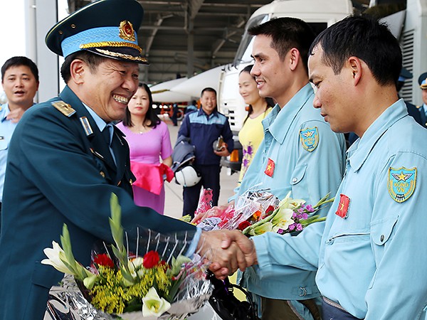 Them mot trung doan khong quan Viet Nam trang bi Su-30MK2-Hinh-7