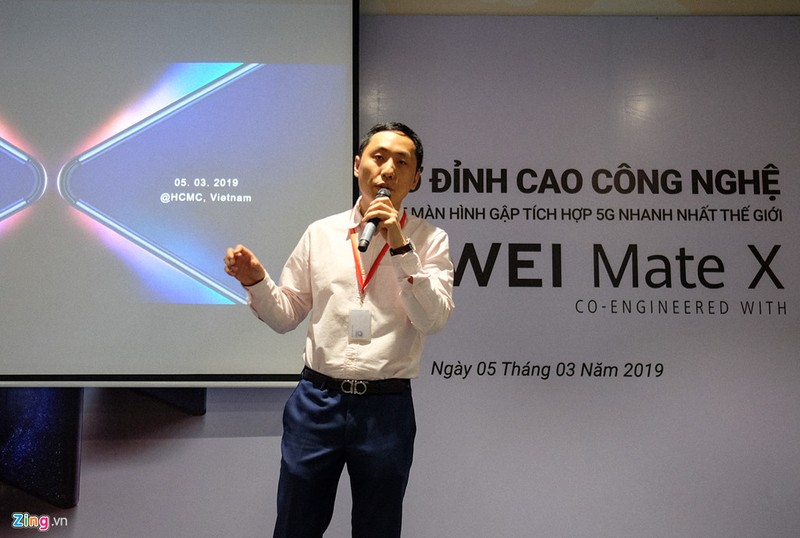 Tren tay Huawei Mate X man hinh gap vua ve VN-Hinh-17