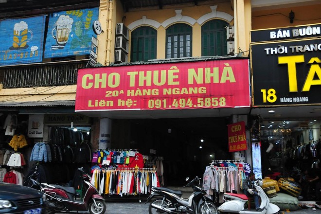 Hang loat cua hang khu kinh doanh dat do bac nhat Thu do dong cua-Hinh-4