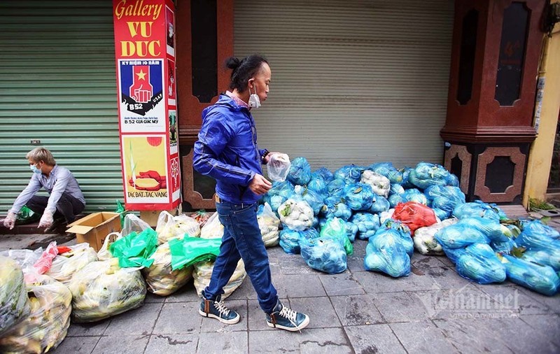 Ban 10 tan rau/ngay, nguoi dan ong tiet lo ‘mon lai’ chua tung co-Hinh-8