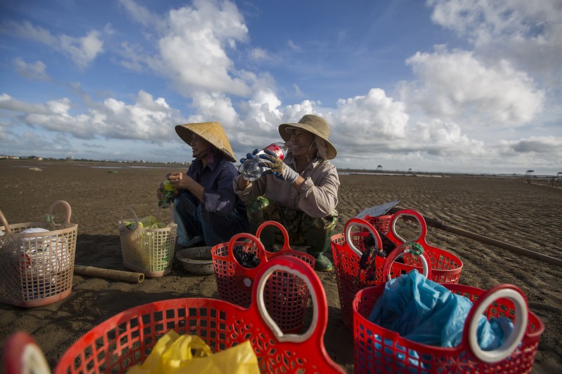 Cao ngao thue 30.000 dong/gio o bien Thanh Hoa-Hinh-25