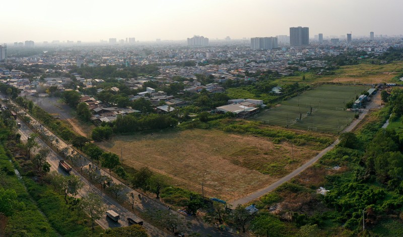 FLC muon xay khu do thi 1.200 ha va thap 99 tang o Binh Chanh