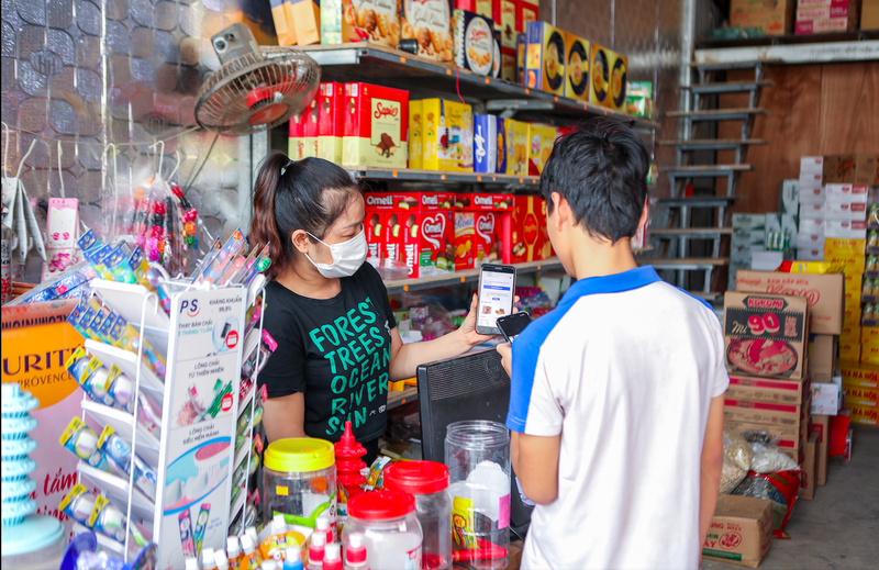 “Bao boi” giup chu tiem tap hoa kiem bon dip Tet