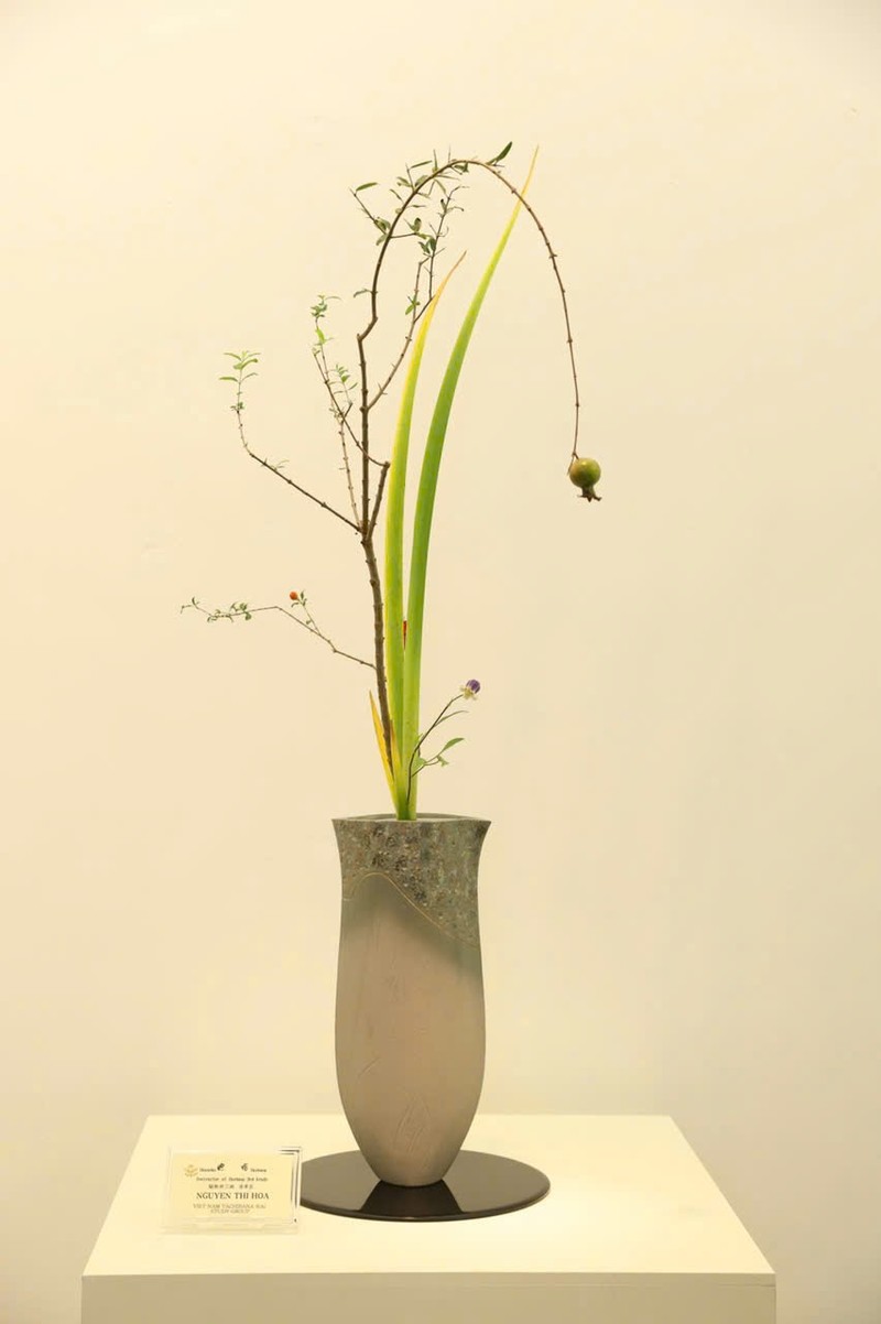 Thong diep y nghia tu Nghe thuat cam hoa Ikebana tai trien lam 