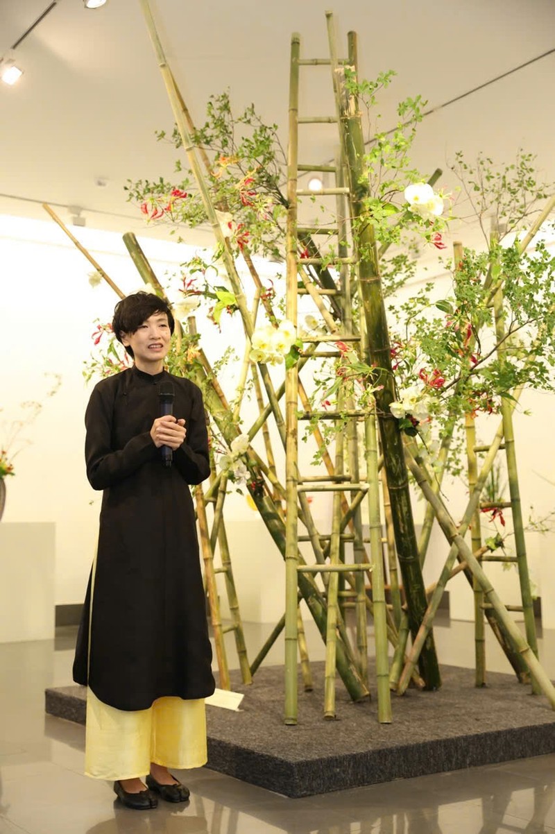 Thong diep y nghia tu Nghe thuat cam hoa Ikebana tai trien lam 