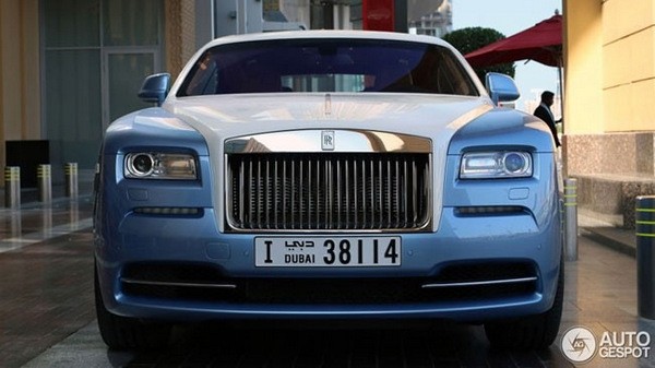 Rolls-Royce Wraith bo ba my nhan cua cac dai gia Trung Dong