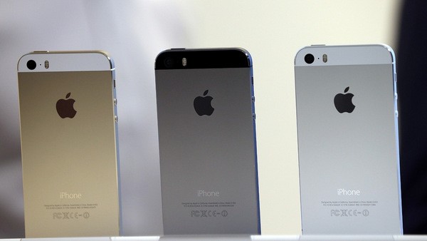Mua iPhone 5S sau Tet Nguyen Dan la lua chon hoan hao-Hinh-2