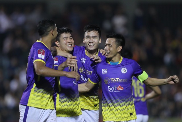 Ha Noi FC ngoi dau, Khanh Hoa man nguyen sau vong 3 V.League