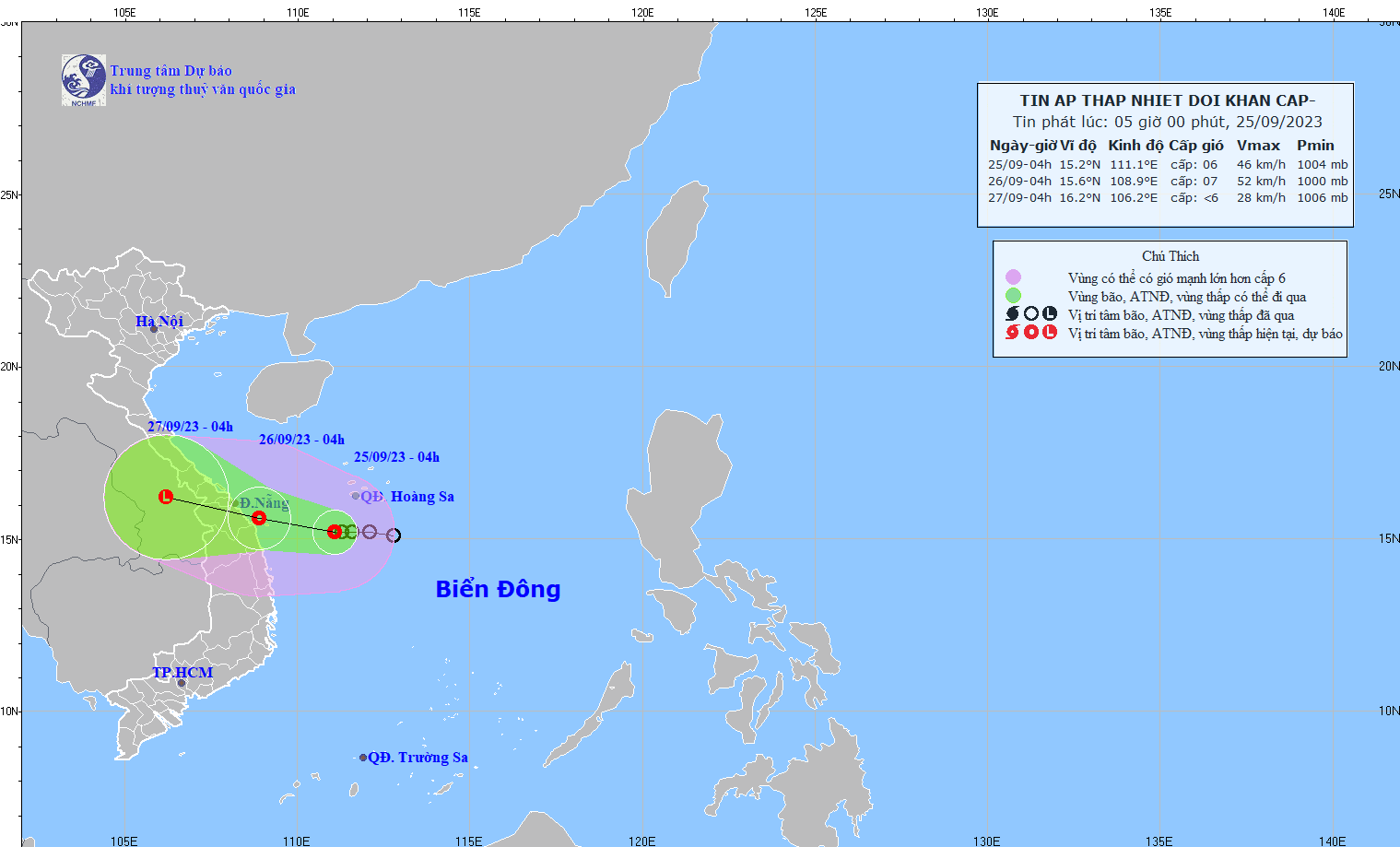 Ap thap nhiet doi tien sat Quang Ngai - Da Nang, mien Trung mua rat lon