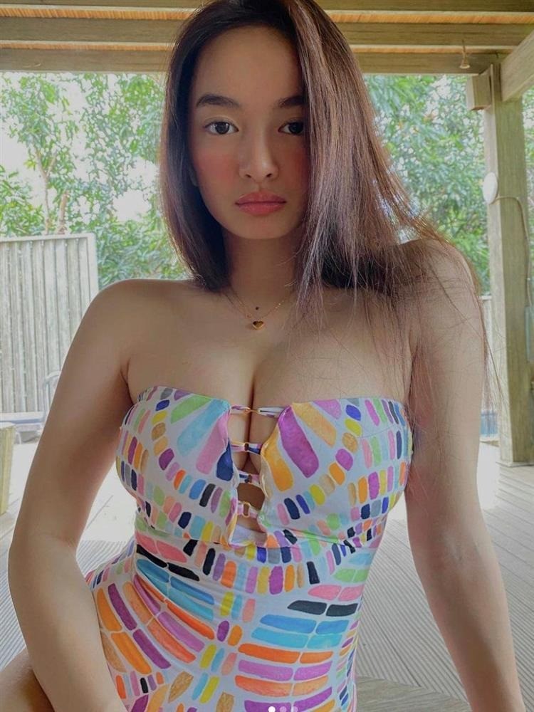 Wearing safe clothes, Kaity Nguyen shows off her beautiful body like this one-Picture-7