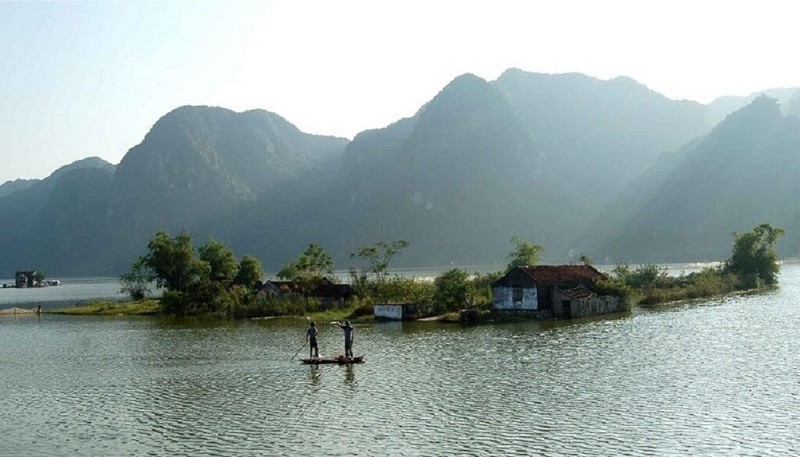 Nguyen nhan du an du lich ho Dong Thai bi de nghi dung hoat dong