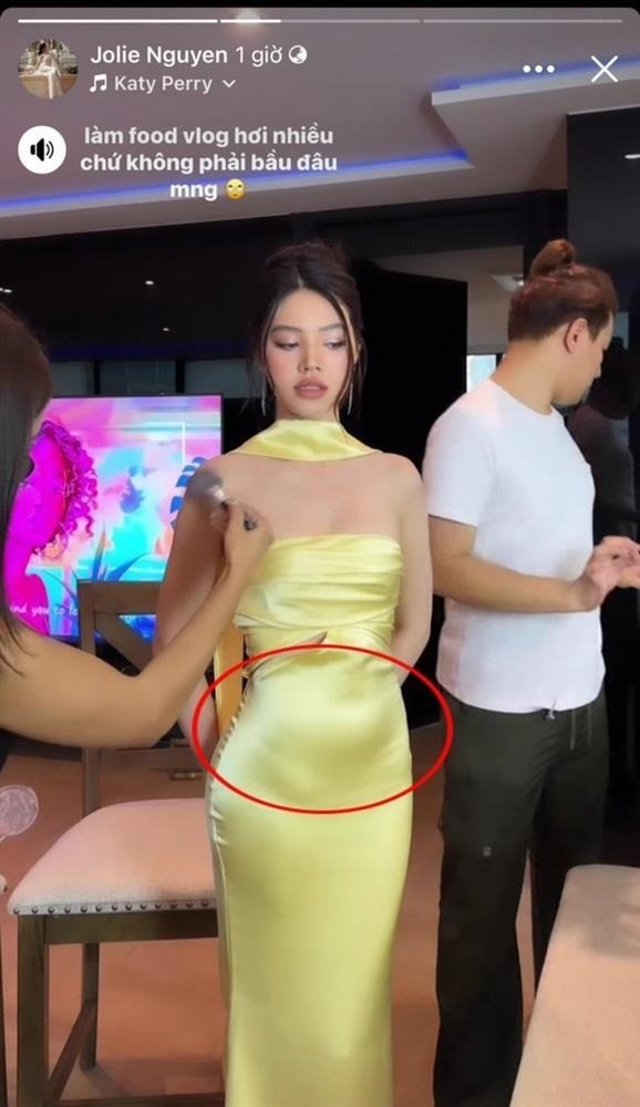 Jolie Nguyen dinh nghi van mang thai giua lum xum 'tieu tam'?