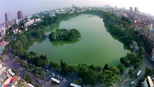 Nuoc ho Guom luon xanh va khong bao gio can, tai sao?-Hinh-3