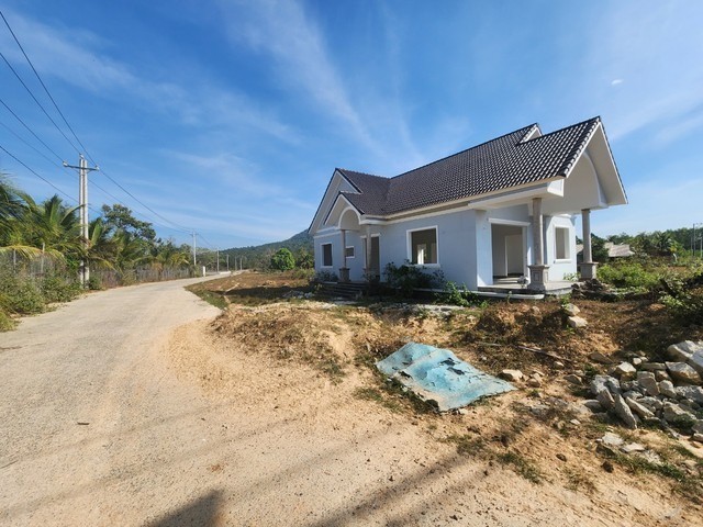 Can canh du an “ma” Phu Quoc lua hang tram ty dong-Hinh-6