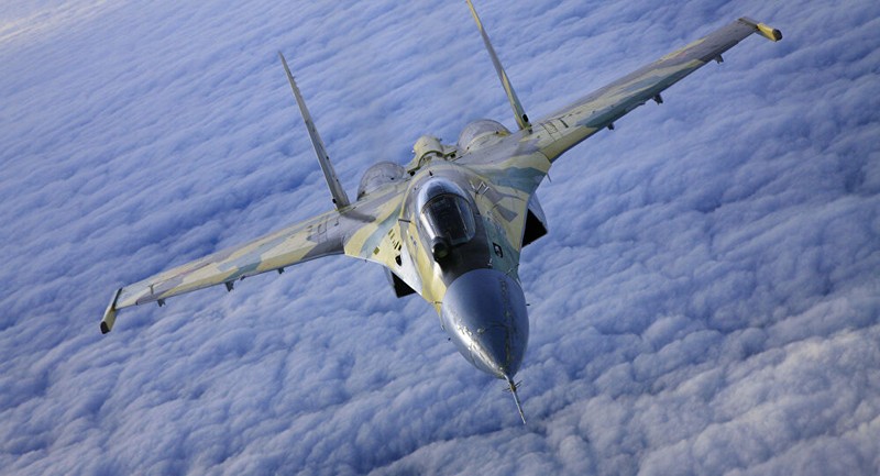 “Dat len ban can” chien dau co F-35 My va Su-35 Nga-Hinh-7