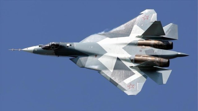 Sau khi lo hen, Nga lai tiep tuc hua trang bi Su-57 so luong lon-Hinh-10