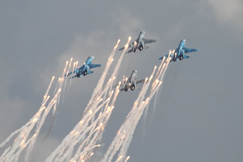 Ankara canh bao Washington: Neu khong ban F-16 se mua tiem kich Nga!-Hinh-13