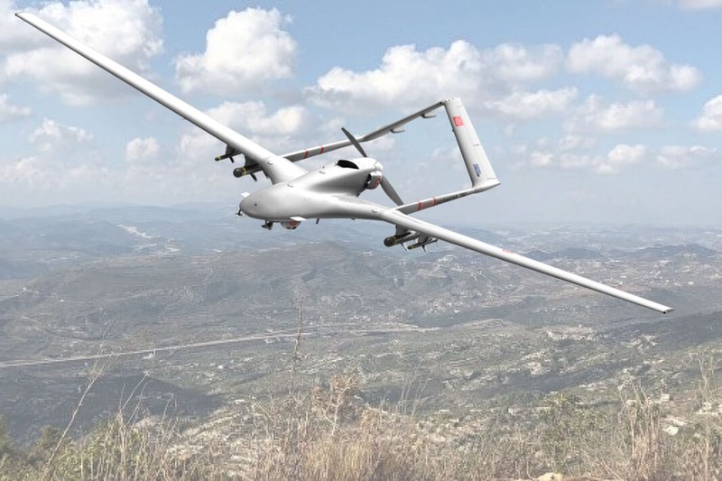 Can canh UAV so 1 cua Quan doi Ukraine tham chien!-Hinh-2