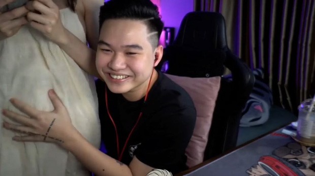 Nam streamer Cao Lanh bat ngo lo ho so tinh ai, netizen 