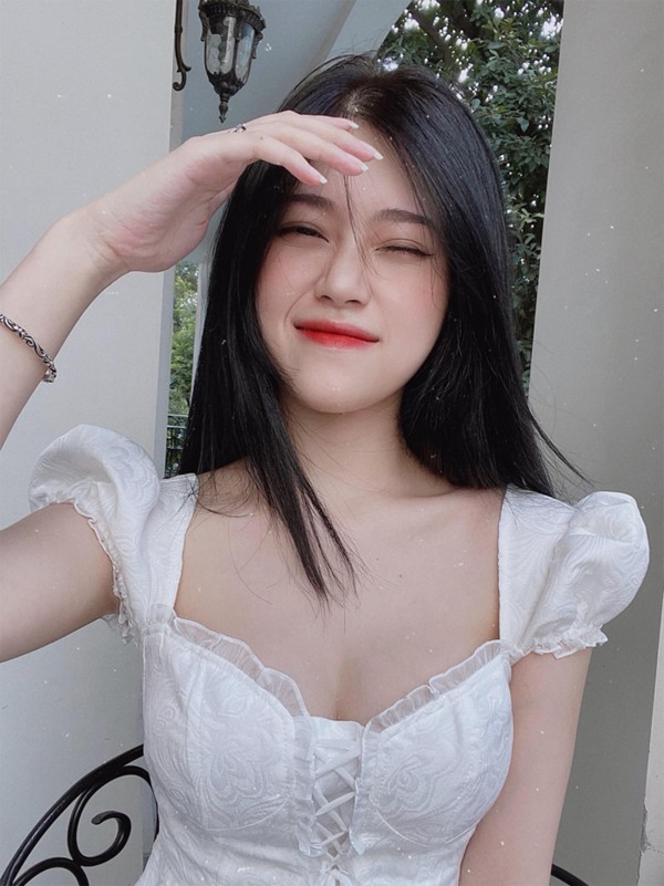 Nhung “bong hong” cua lang streamer co nu cuoi toa nang-Hinh-7