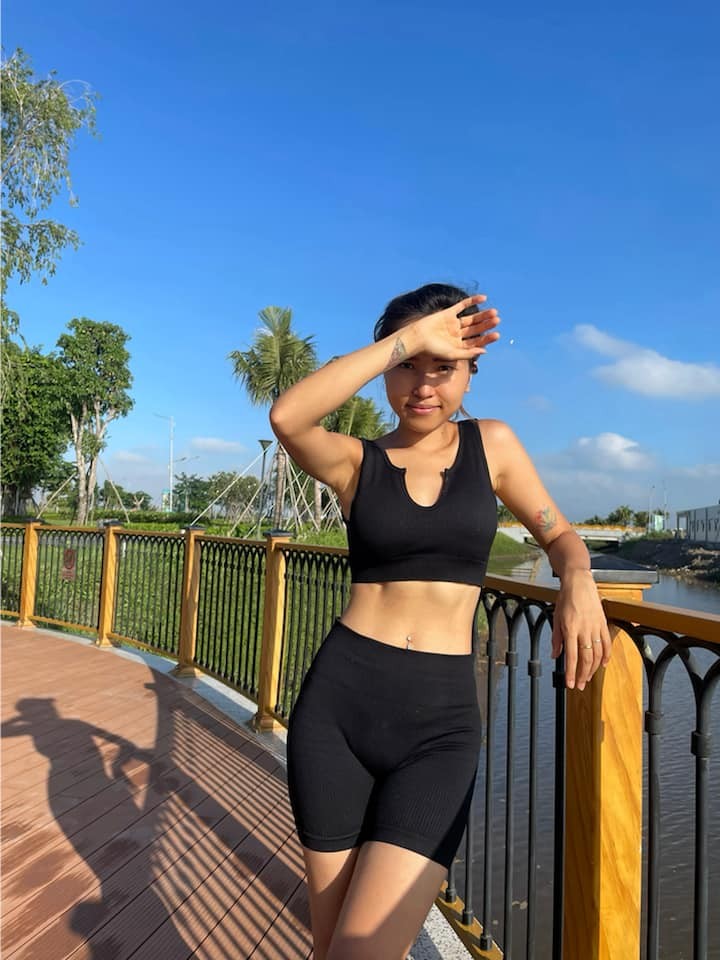 Bo nghe thu nhap khung, streamer Uyen Pu gio ra sao?-Hinh-6