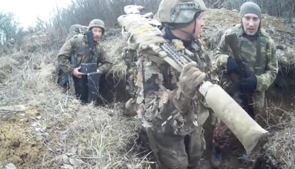 Ukraine co gang gay nhieu phong khong Donbass theo kich ban Karabakh-Hinh-12
