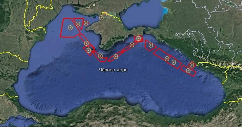 Nga chan tau chien My ngoai khoi Crimea; F-15E ap sat Ukraine-Hinh-14