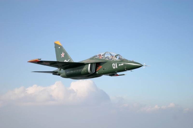 Khong quan Viet Nam se su dung may bay Yak-130 vao nhiem vu gi?-Hinh-3