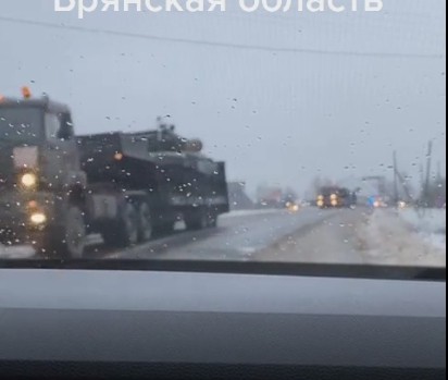 Nong: Vu khi hang nang cua Nga tiep tuc do ve bien gioi Ukraine-Hinh-4