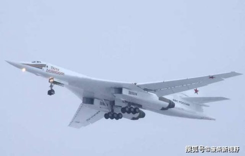May bay Tu-160M moi cua Nga trang bi 3 ten lua sieu thanh Dagger-Hinh-2