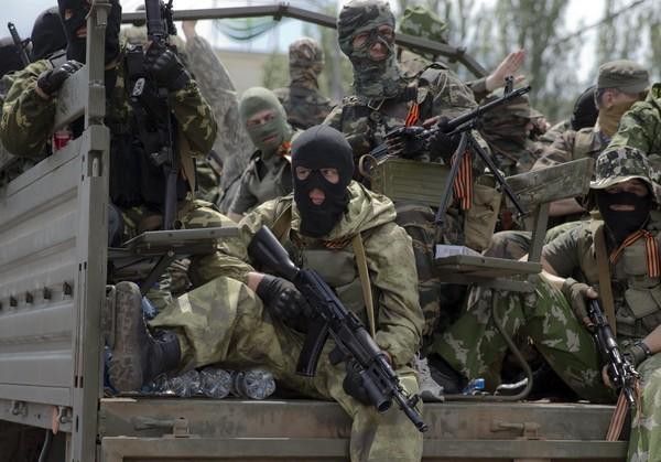 Lo ton that cua Ukraine o Donbass, phai dung may bay de tai thuong-Hinh-11