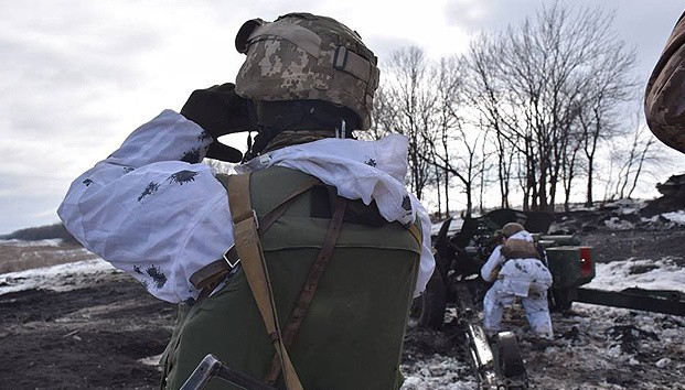 Nong: Hon 200 linh danh thue My o Donbass, Anh gui quan den Ukraine-Hinh-17