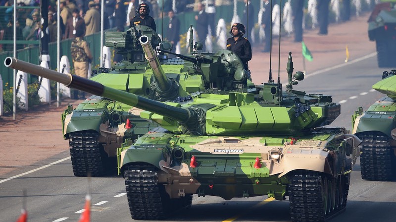Khi Pakistan co xe tang VT-4, An Do tra loi bang T-90 va MK-1A-Hinh-17