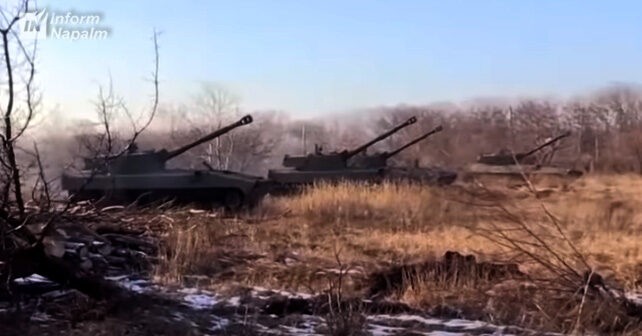 Chien su bat dau, xe tang Ukraine choc thung phong tuyen phia tay Donetsk?-Hinh-7