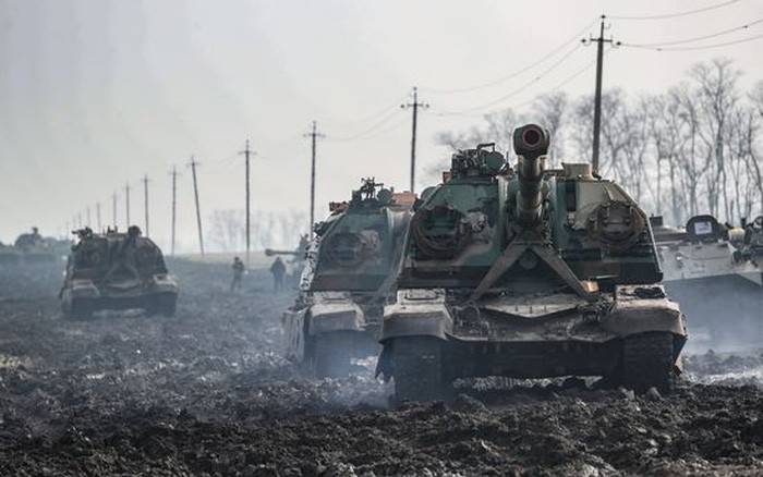 Hai gong kim cua Nga bao vay quan Ukraine trong tran chien tai Donbass-Hinh-11