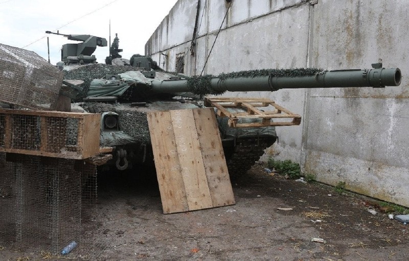 Nga cuoi cung cung trien khai xe tang T-90M tai chien truong Ukraine-Hinh-16