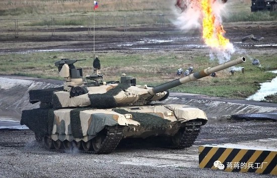 Man thuc chien dau tien cua tang T-90M tai chien truong Ukraine-Hinh-16