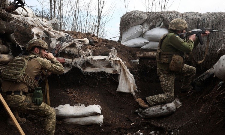 Si quan Nga: Quan doi Ukraine “sao chep” chien thuat cua NATO-Hinh-6