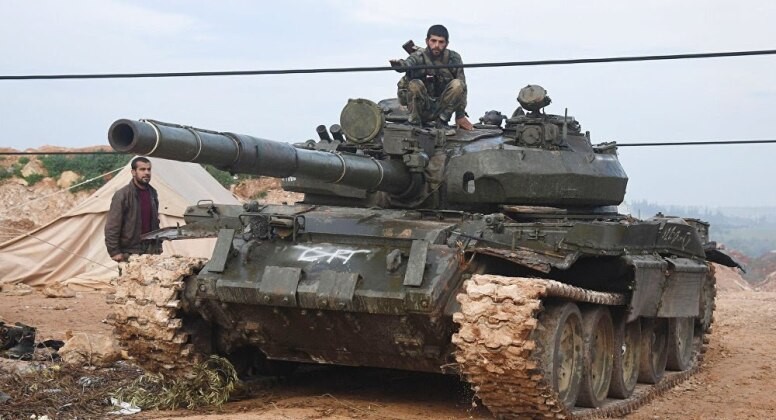 Moscow trang bi xe tang T-62M cho dan quan Ukraine than Nga?-Hinh-9
