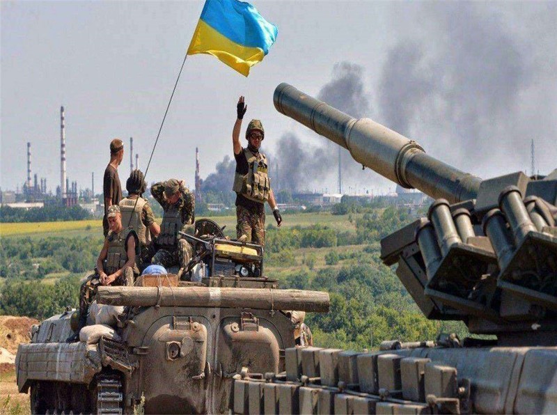 Ukraine thuc hien ke “Vay Nguy, cuu Trieu” nham keo dan quan Nga-Hinh-3