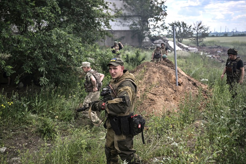 Quan Nga da pha bay do Ukraine cai tai Lisichansk nhu the nao?-Hinh-19