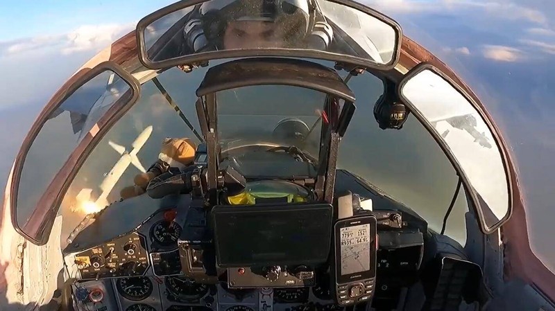 MiG-29 Ukraine mang duoc ten lua AGM-88, Nga se phai doi pho ra sao?-Hinh-2