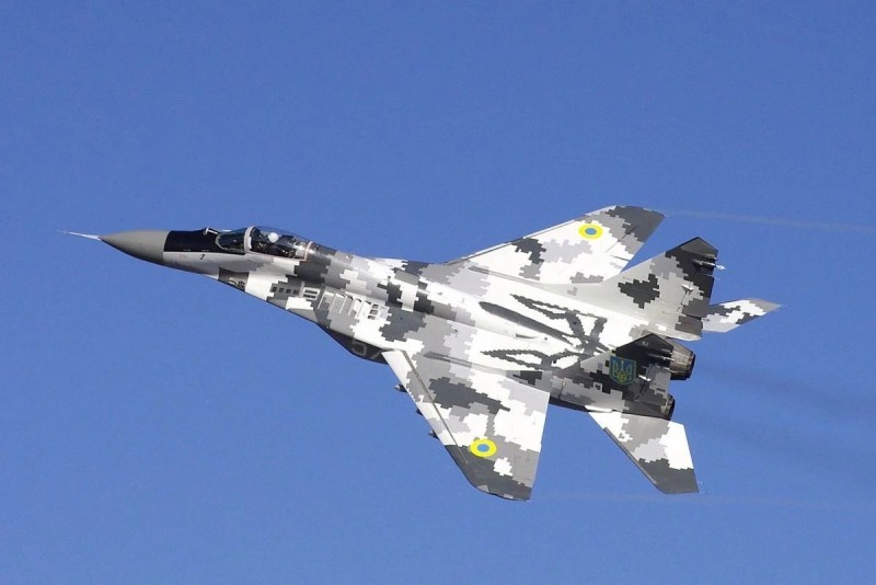 MiG-29 Ukraine mang duoc ten lua AGM-88, Nga se phai doi pho ra sao?-Hinh-6