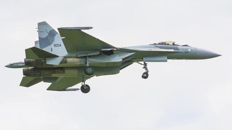 “Ho bi cat vuot, be nanh”: Thuc trang may bay F-16 cua Ai Cap-Hinh-12