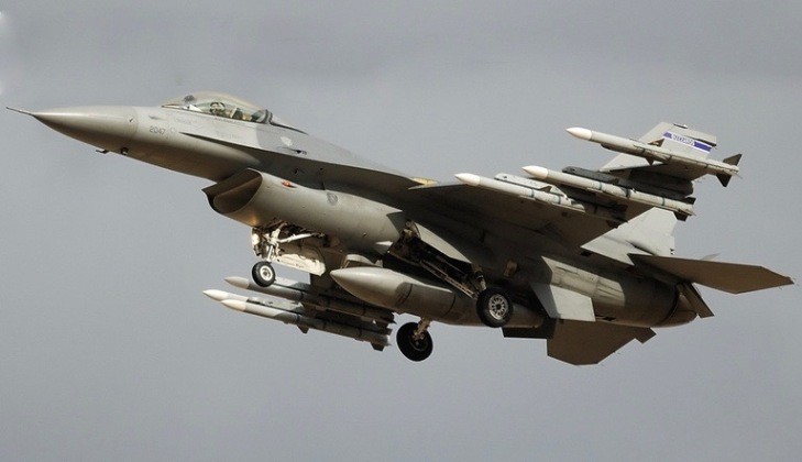 “Ho bi cat vuot, be nanh”: Thuc trang may bay F-16 cua Ai Cap-Hinh-9