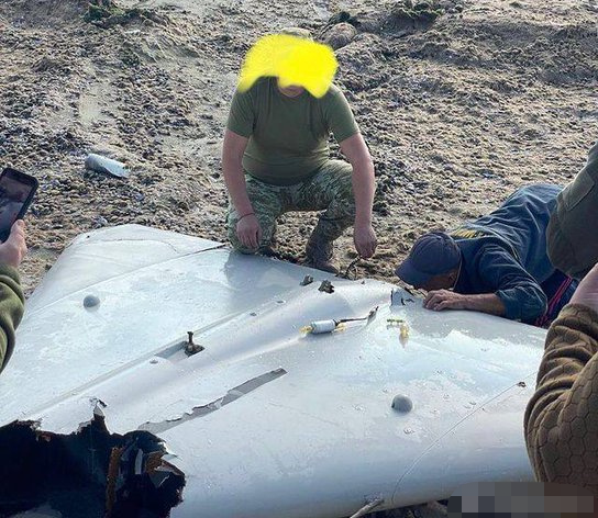 Cu “va cham” lich su: UAV Geran-2 pha huy chien dau co MiG-29-Hinh-10