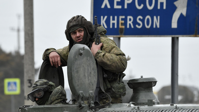 Ukraine no luc tan cong Kherson, Nga phong thu vung-Hinh-5