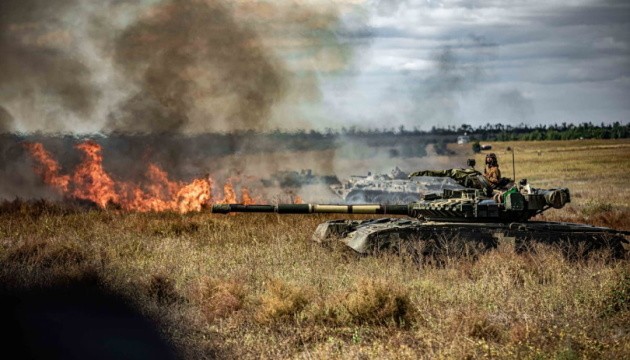 Mat tran Donbass dien bien ac liet, Quan doi Nga tien cham-Hinh-15