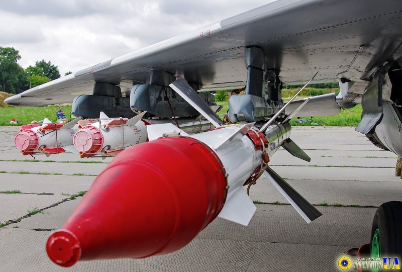 Kha nang sieu viet cua Su-35 Nga khi tham chien tai Ukraine-Hinh-5