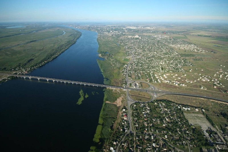 Viec triet thoai khoi Kherson chi la vo boc, quan Nga tien vao Donbass-Hinh-2